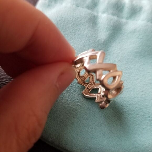 Tiffany & Co. Silver Kiss Ring - Picture 6 of 6